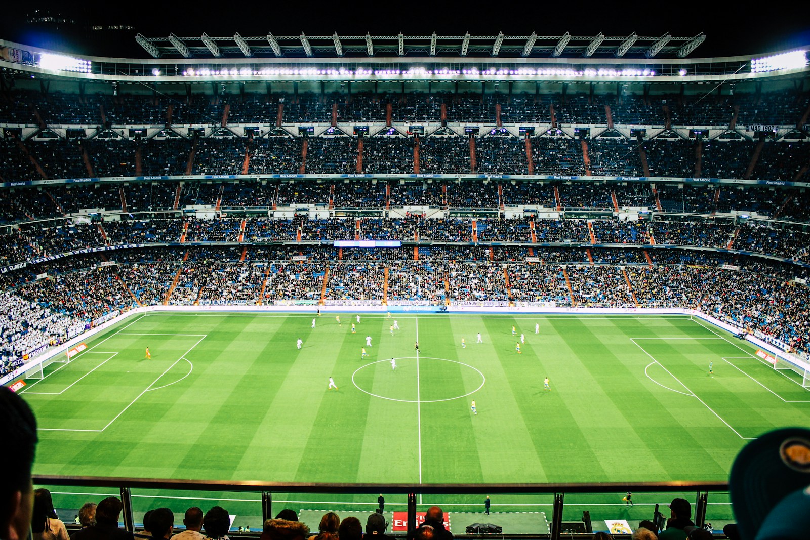Stadium crowd under lights: FC 27's worldwide launch is locked for September 25, 2026