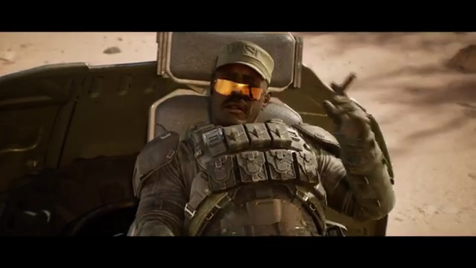 Sergeant Johnson cigar and shades in Halo Campaign Evolved