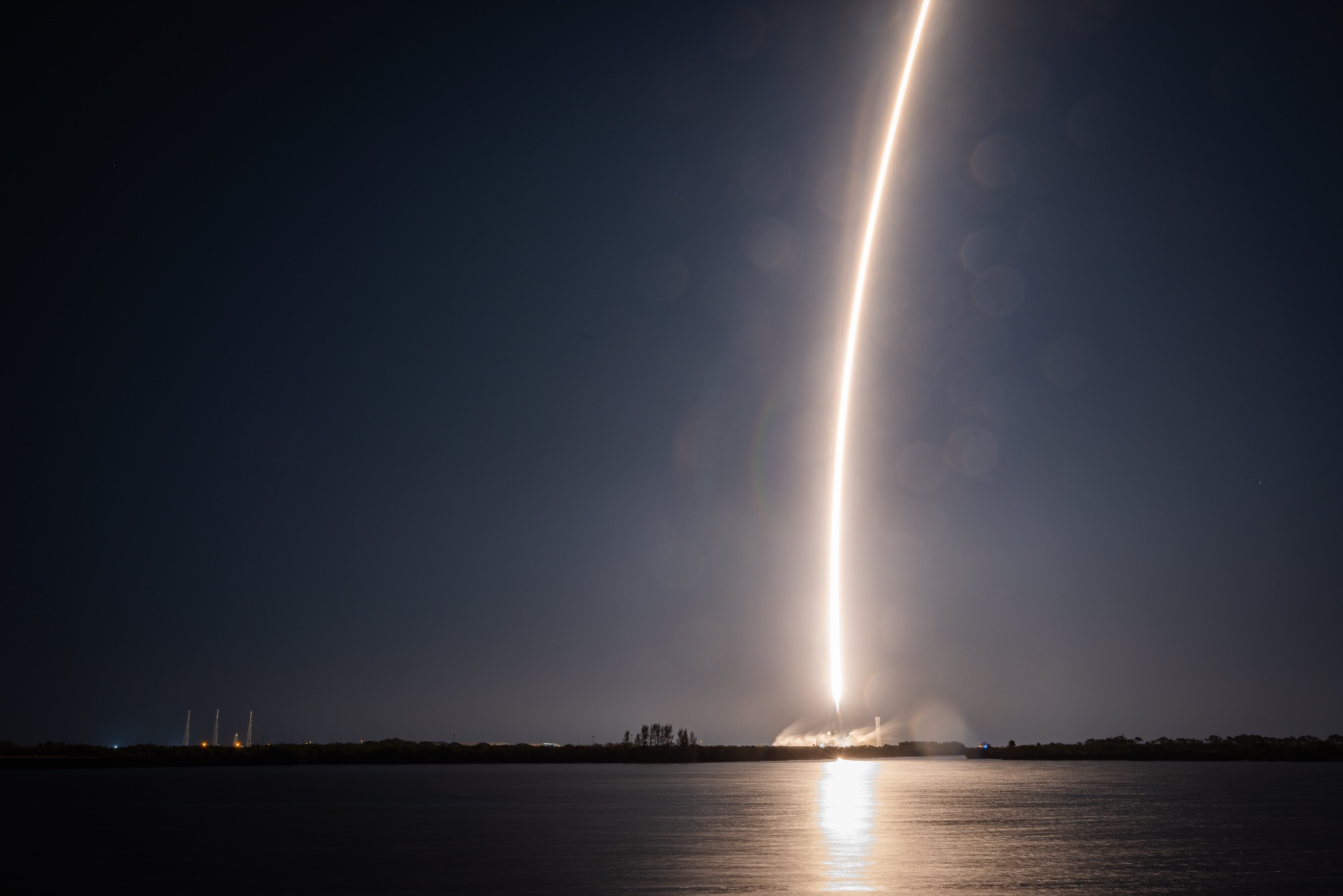 Falcon 9 Blue Ghost launch streak